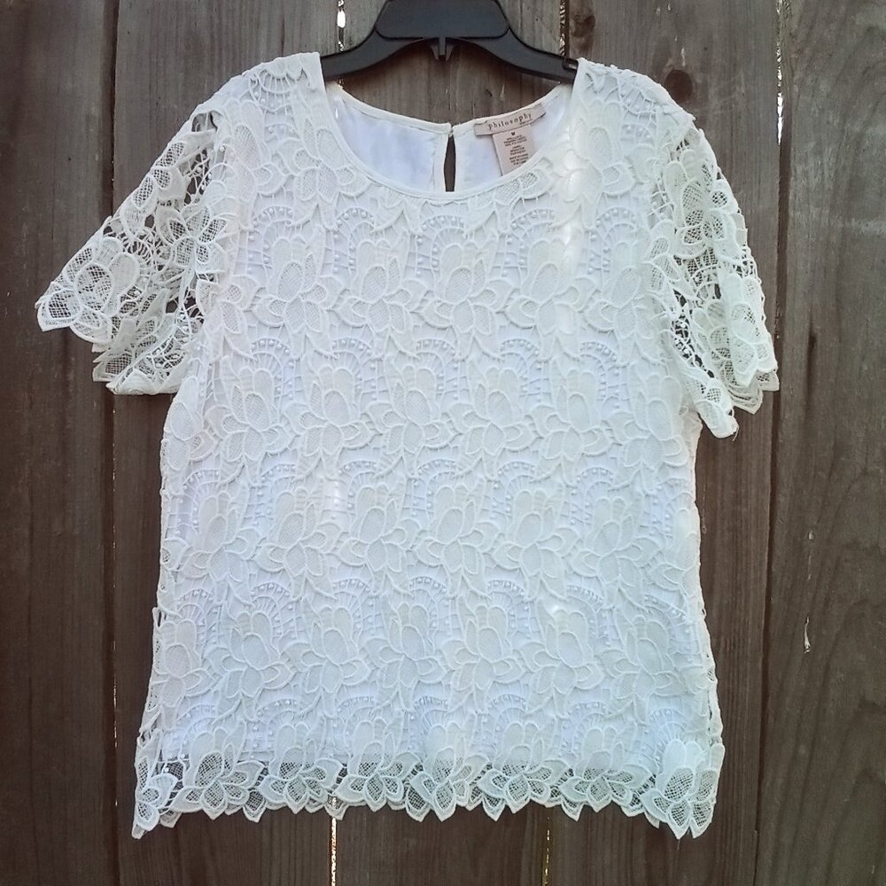 Philosophy Blouse M White Floral Lace Overlay Round Neck Pullover Short Sleeves